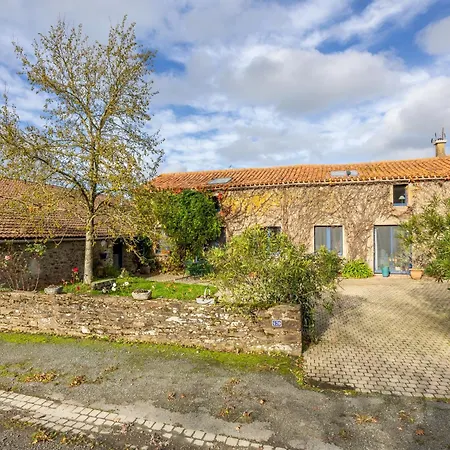 Holiday home A La Ferme Saint-Florent-des-Bois