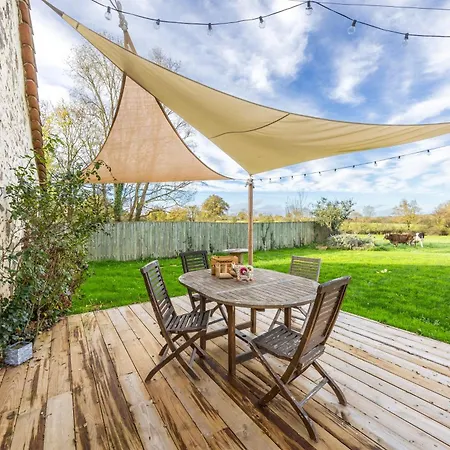 A La Ferme Holiday home Saint-Florent-des-Bois